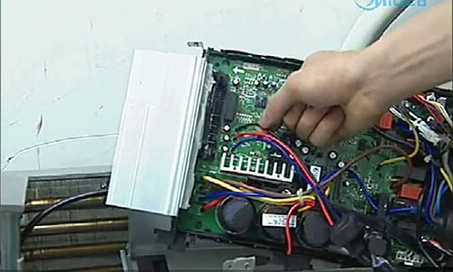 德州美的空调电话是多少